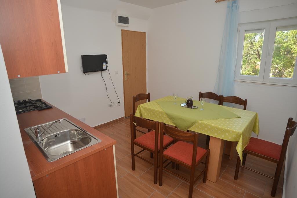 Apartments Citrus Turanj Bilik gambar