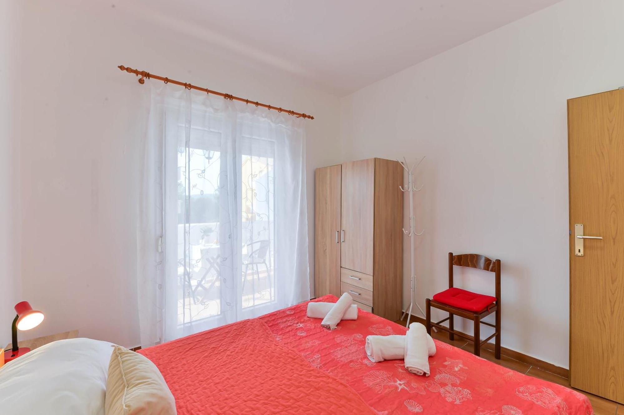 Apartments Citrus Turanj Luaran gambar