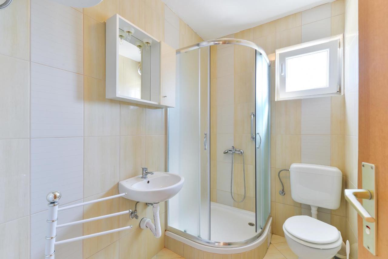 Apartments Citrus Turanj Luaran gambar