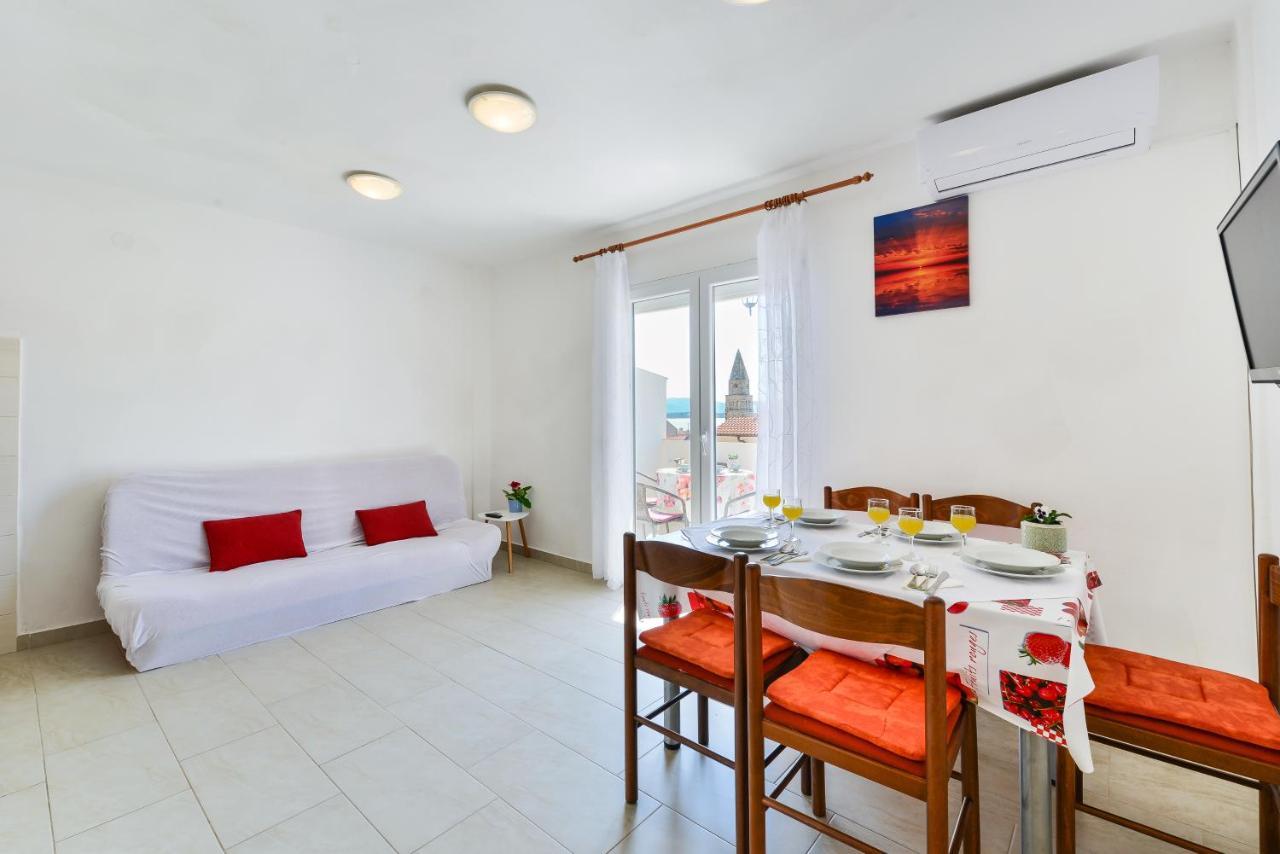 Apartments Citrus Turanj Luaran gambar