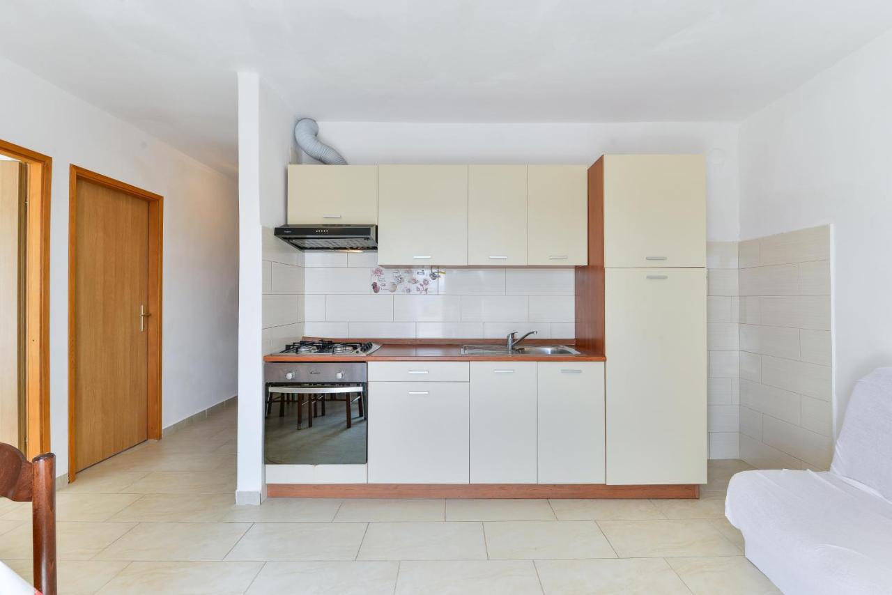 Apartments Citrus Turanj Luaran gambar
